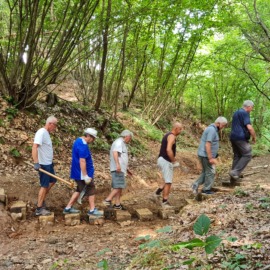 Lavori fatti e rifatti nel greto del torrente Molgora tra Rogoredo e Campofiorenzo