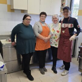 Pranzo conviviale alla Colombina con i ragazzi e i volontari del CSE.
